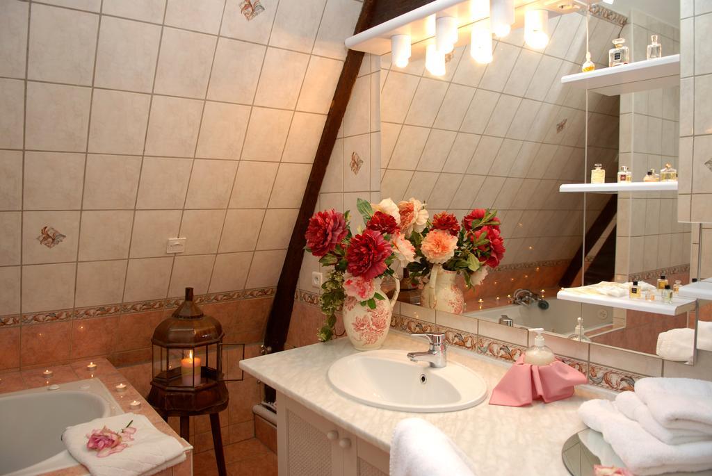 Bed and Breakfast Le Vieux Pressoir Pont-Évêque Zewnętrze zdjęcie